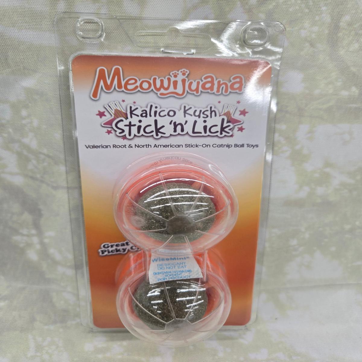 Meowijuana Stick n’ Lick