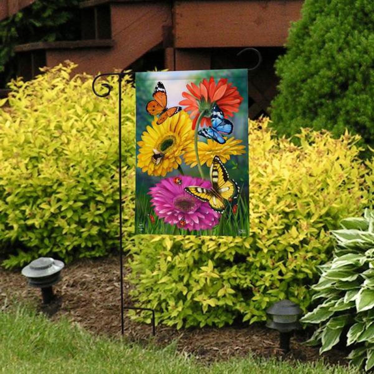 Butterfly & Daisy Flag