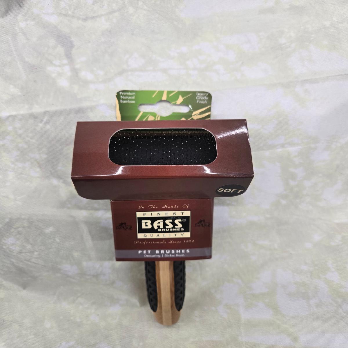 Bass Brush Dematting Sm