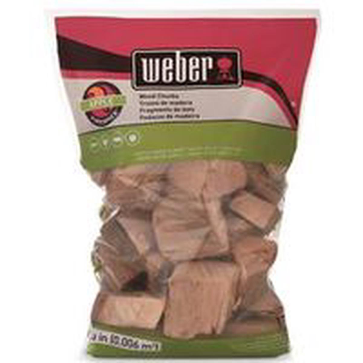 Weber Series Apple Wood Chunks 350 cu-in Bag (17139)