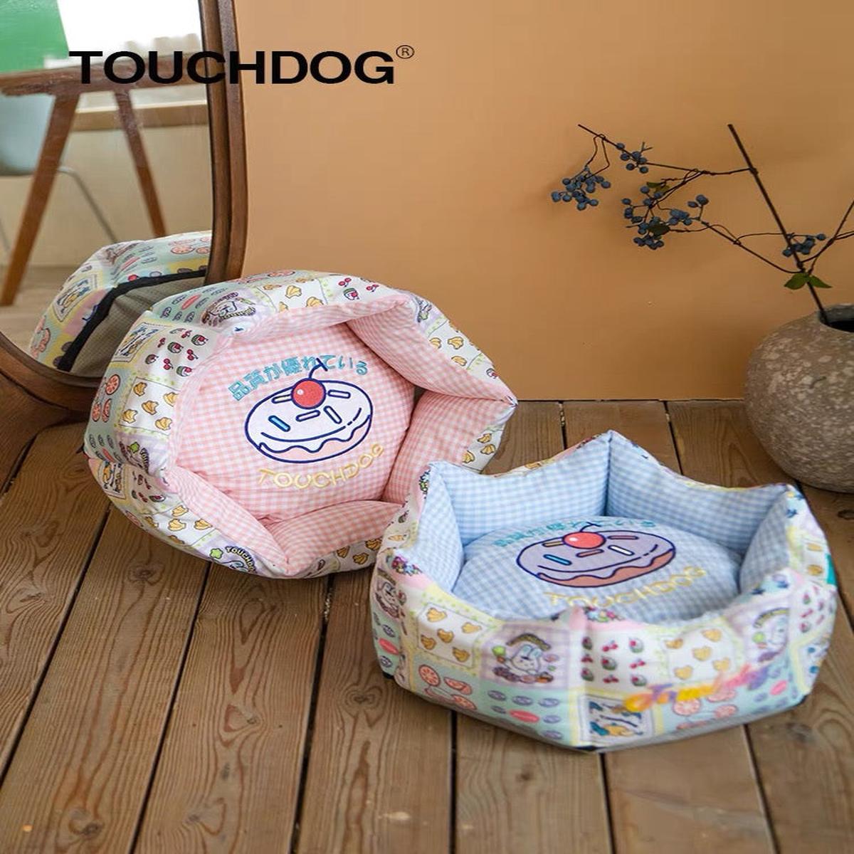 Touchdog Vanilla Crown Bed