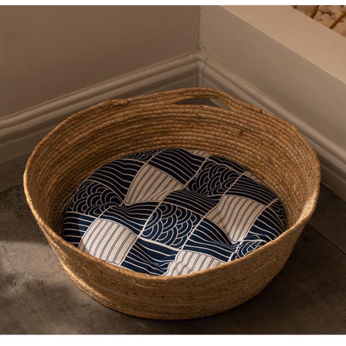 Rattan Bed